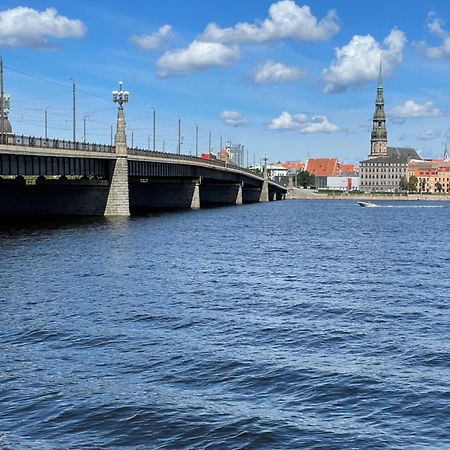 Cozy Place On The Left Bank Riga Bagian luar foto